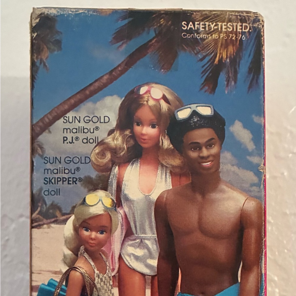 1983 Sun Gold Malibu Barbie Doll African American NRFB - Picture 9 of 10